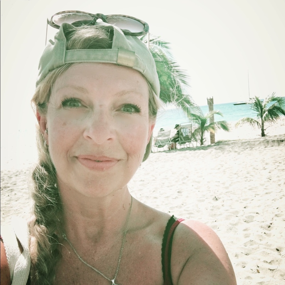Meet your Posher, Jen